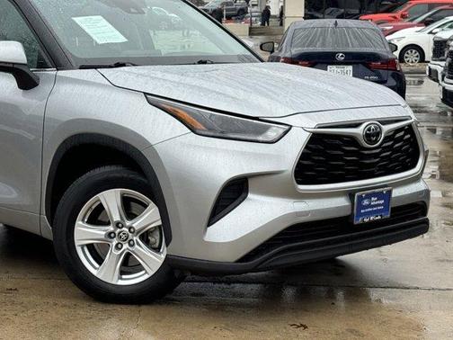 2022 Toyota Highlander L