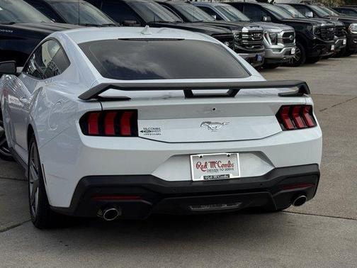 2024 Ford Mustang 
