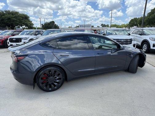 2023 Tesla Model 3 Performance