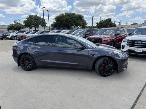 2023 Tesla Model 3 Performance