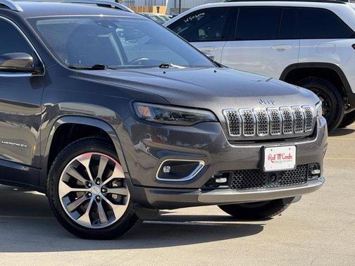 2019 Jeep Cherokee Overland