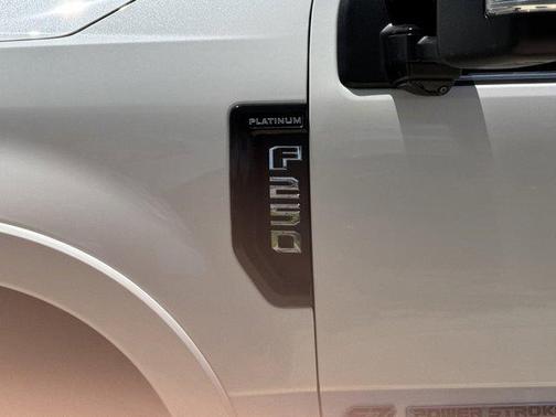 2022 Ford F-250 Platinum