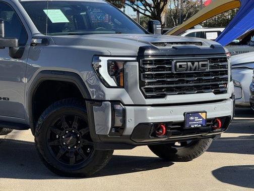 2024 GMC Sierra 2500 AT4
