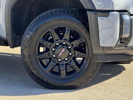 2024 GMC Sierra 2500 AT4