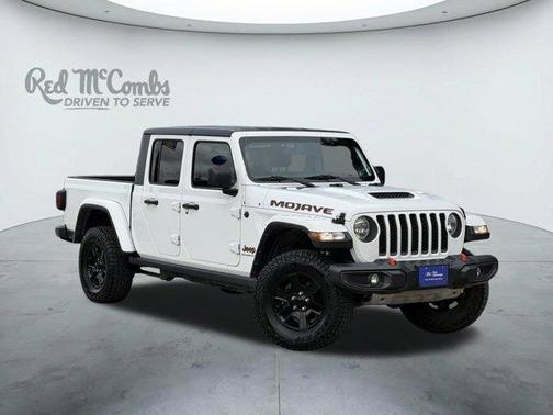 Bright White Clearcoat 2023 Jeep Gladiator Mojave