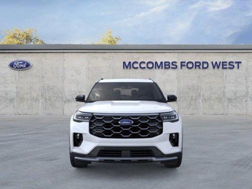 Star White 2026 Ford Explorer Platinum