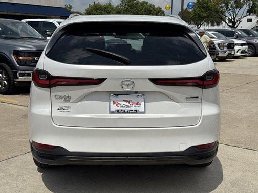 2024 Mazda CX-90 SE