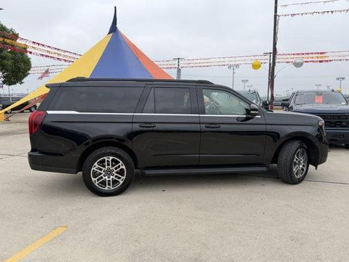 Agate Black Metallic 2025 Ford Expedition Max Active