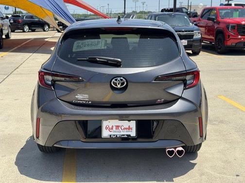 2025 Toyota Corolla Hatchback SE