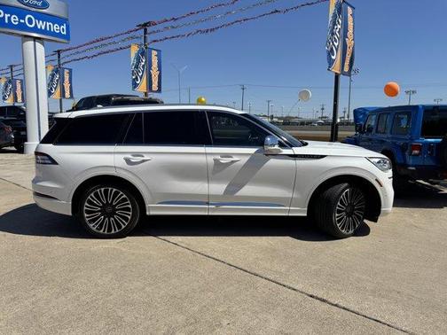 2022 Lincoln Aviator Black Label AWD