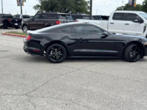 2023 Ford Mustang EcoBoost