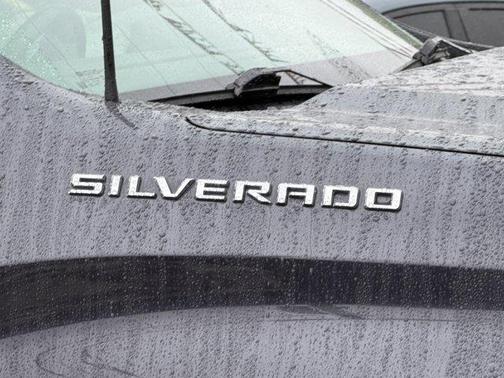 Dark Ash Metallic 2024 Chevrolet Silverado 1500 LT