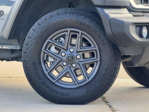 Anvil Clearcoat 2025 Jeep Wrangler Sport