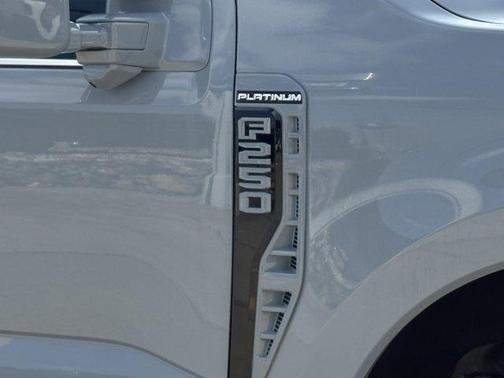 2024 Ford F-250 Platinum
