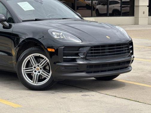 2020 Porsche Macan Base