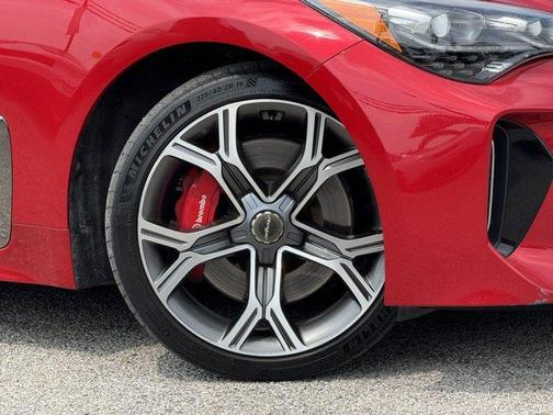 2021 Kia Stinger GT2