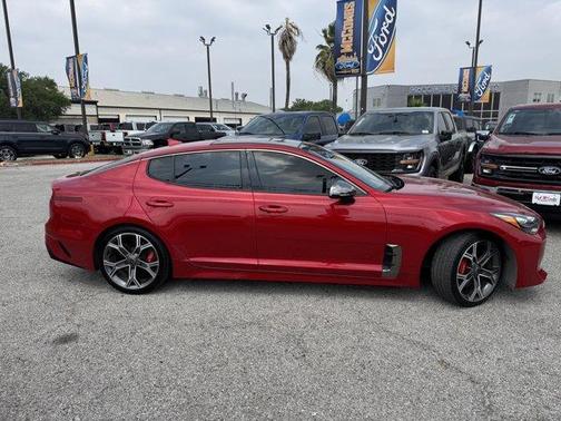 2021 Kia Stinger GT2