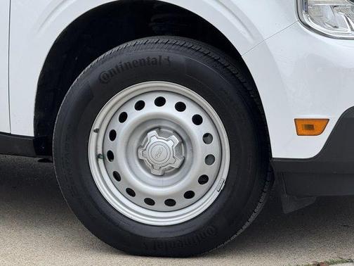 2024 Ford Maverick XL