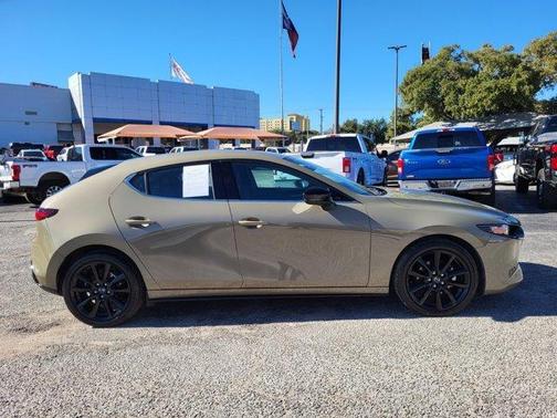 2024 Mazda Mazda3 2.5