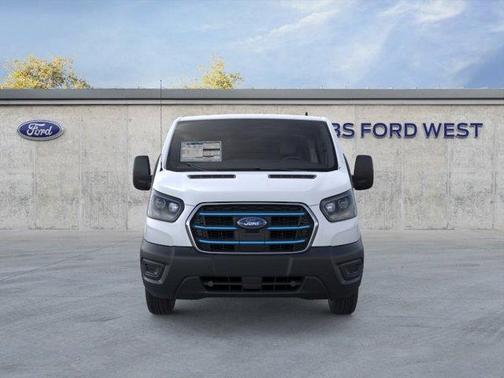 2025 Ford E-Transit Base