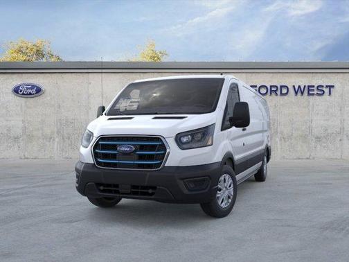 2025 Ford E-Transit Base