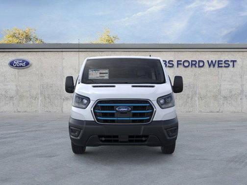 2025 Ford E-Transit Base
