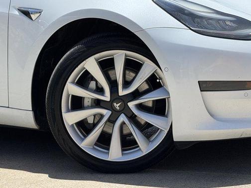 2019 Tesla Model 3 Standard Range