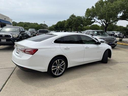 2024 Chevrolet Malibu 2LT