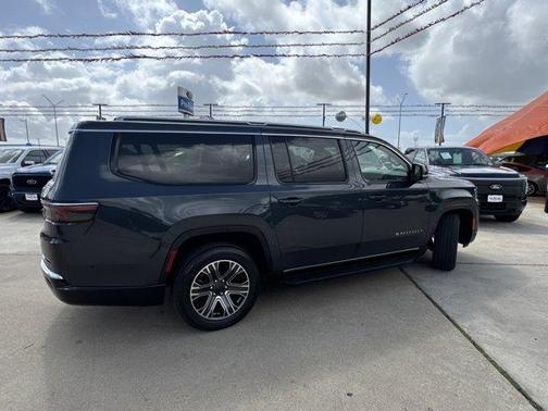 2024 Jeep Wagoneer L Base