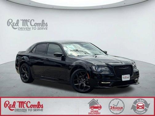 2023 Chrysler 300 Touring L