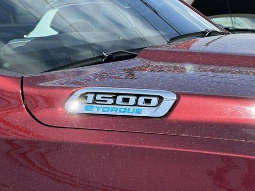 Delmonico Red Pearlcoat 2022 RAM 1500 Lone Star