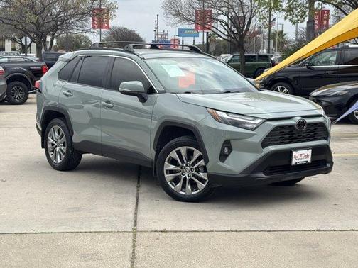 2023 Toyota RAV4 XLE Premium
