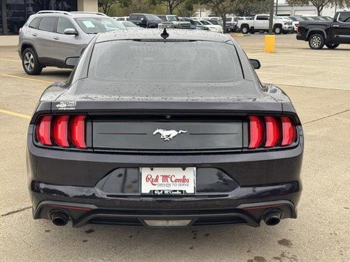 2022 Ford Mustang EcoBoost Premium