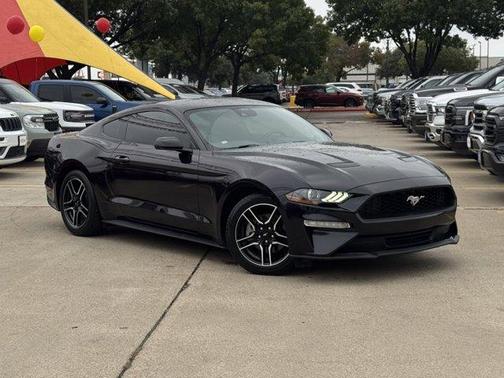 2022 Ford Mustang EcoBoost Premium