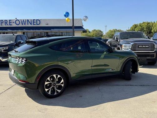 2024 Ford Mustang Mach-E Select