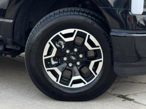 2023 Ford F-150 Lightning XLT