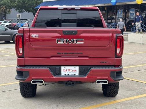 2025 GMC Sierra 1500 AT4