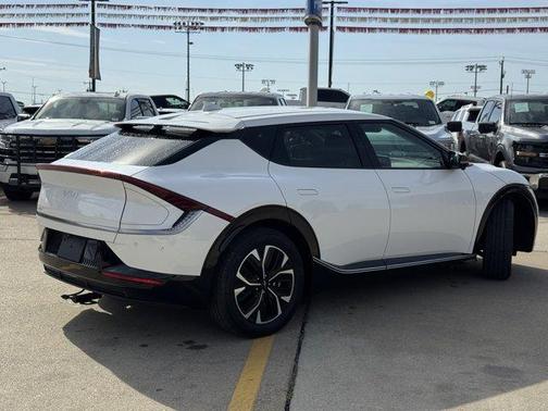 2024 Kia EV6 Wind