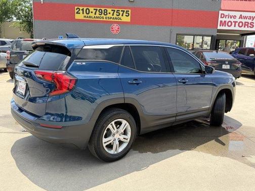 Blue Emerald Metallic 2020 GMC Terrain SLE