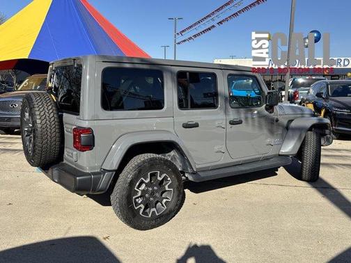 2022 Jeep Wrangler Unlimited 4xe Sahara