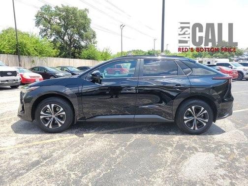 2025 Toyota bZ4X Limited