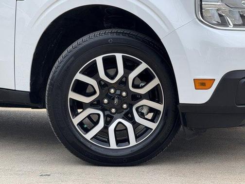 2023 Ford Maverick Lariat