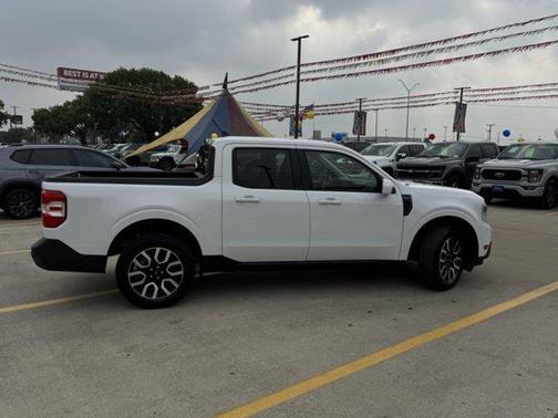 2023 Ford Maverick Lariat