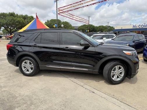 Agate Black Metallic 2024 Ford Explorer XLT