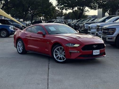 2020 Ford Mustang 