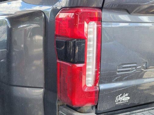2024 Ford F-350 Lariat Super Duty