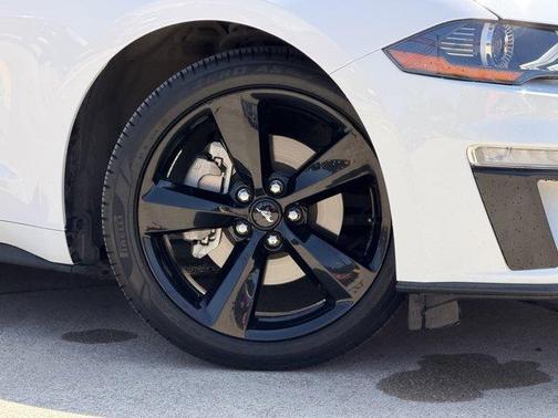 Oxford White 2021 Ford Mustang
