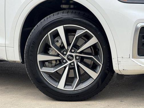 2023 Audi Q5 45 S line Premium Plus