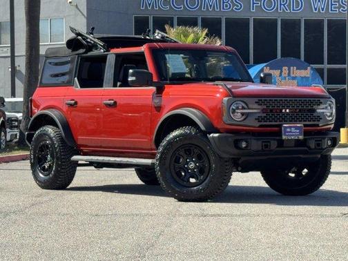 2023 Ford Bronco Badlands