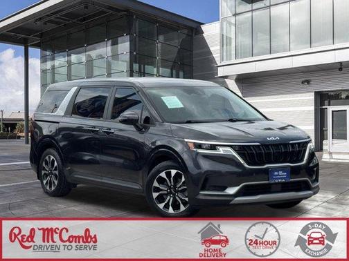 2023 Kia Carnival EX